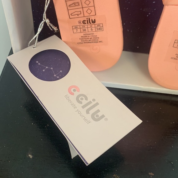 Stepping Stones Peach Pearl Rovmia Sandals by CCILU with Swarovski Crystals - Picture 4 of 9